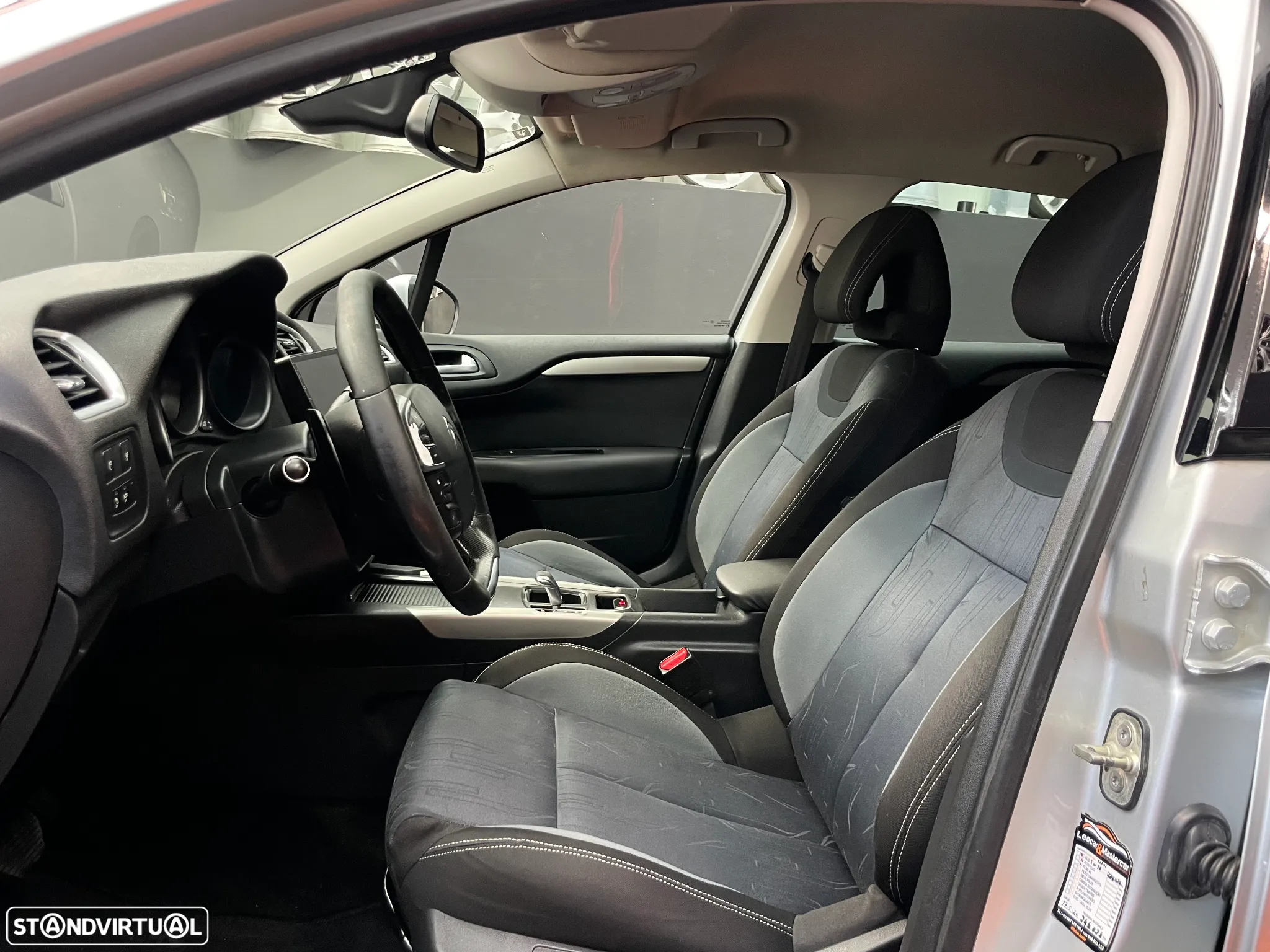 Citroën C4 1.6 e-HDi Seduction CMP6 - 6