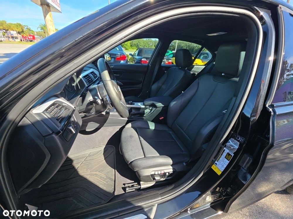 BMW Seria 3 328i Modern Line - 6