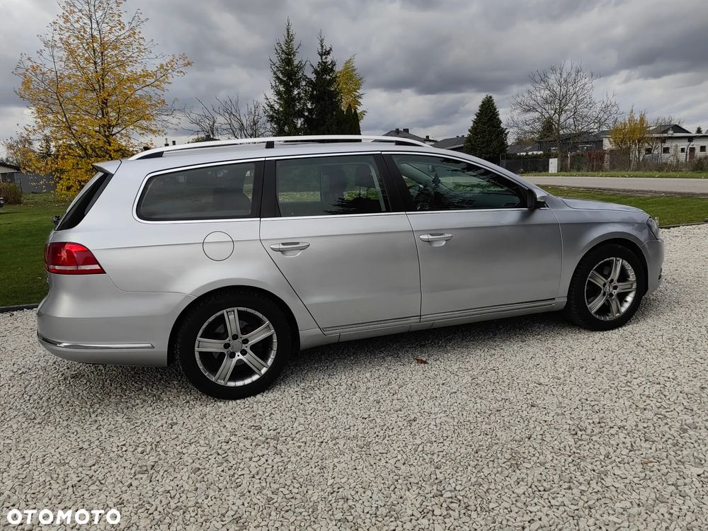 Volkswagen Passat 1.6 TDI Comfortline - 11