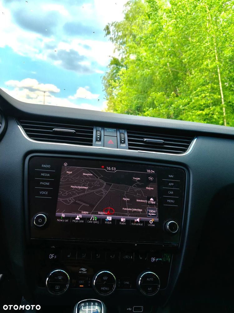 Skoda Octavia 1.6 TDI Soleil - 10
