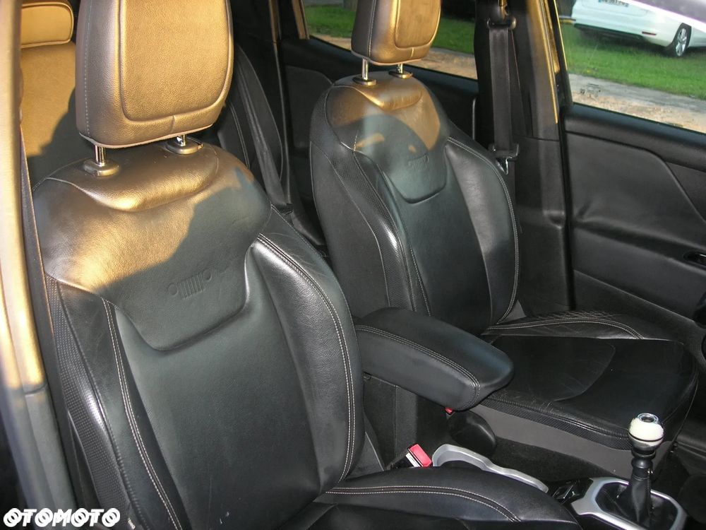 Jeep Renegade 1.6 MultiJet Limited Adventure Edition - 21