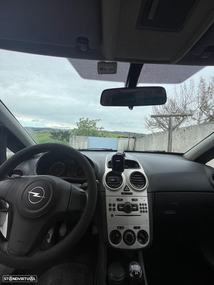 Opel Corsa 1.3 CDTi - 11