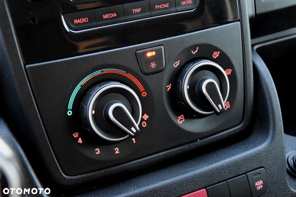 Peugeot BOXER 140 2.2 BLUEHDI L4H2 - 24