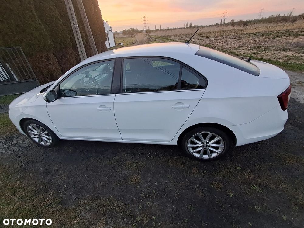 Skoda RAPID 1.0 TSI Style - 4