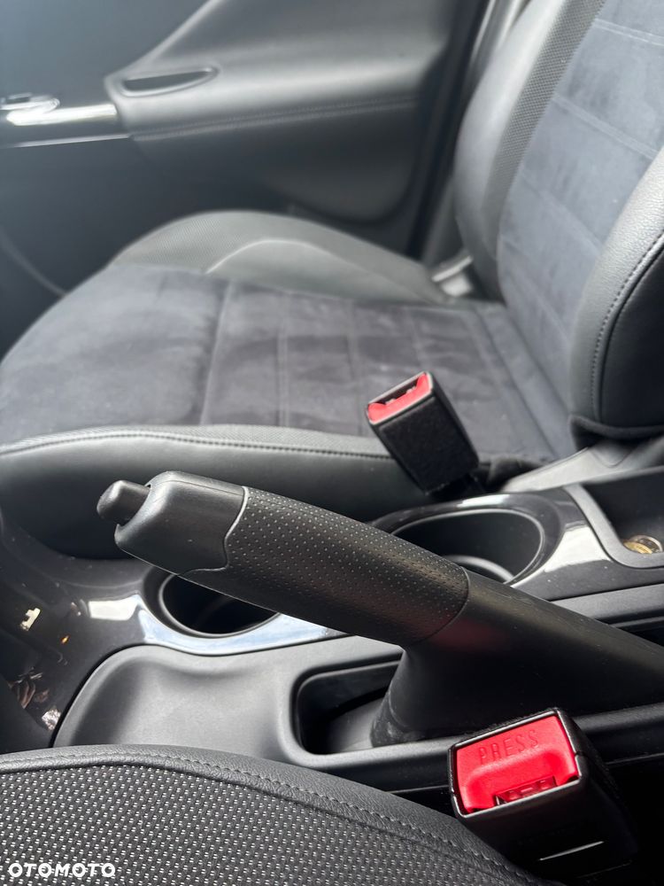 Nissan Juke 1.6 N-Connecta - 25