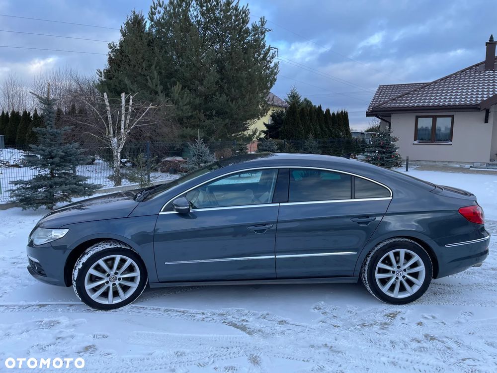 Volkswagen Passat CC 2.0 TDI BlueMotion Technology Exclusive - 2