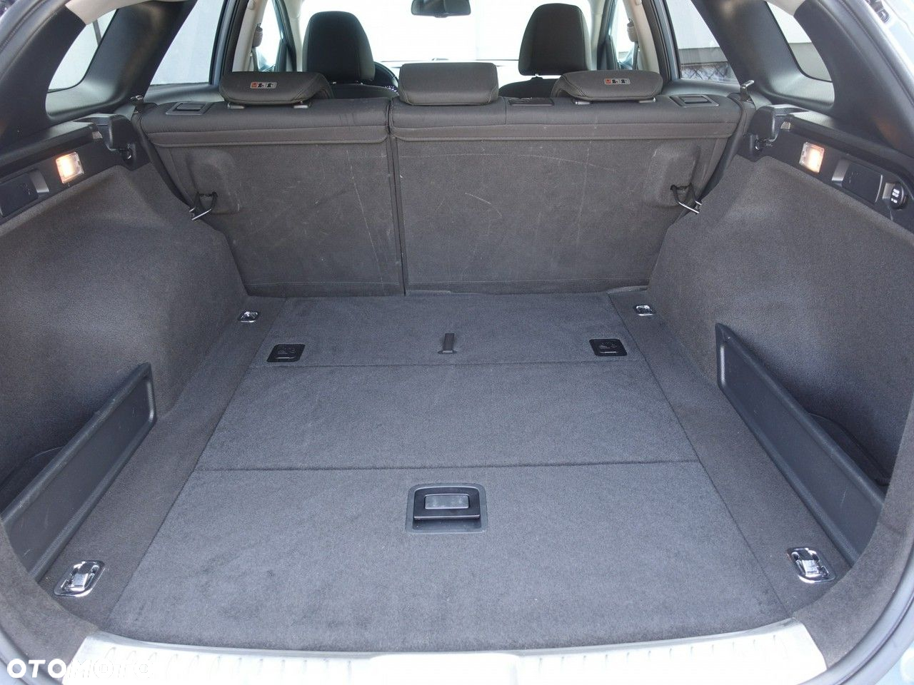 Hyundai i40 Kombi 1.7 CRDi Premium - 17