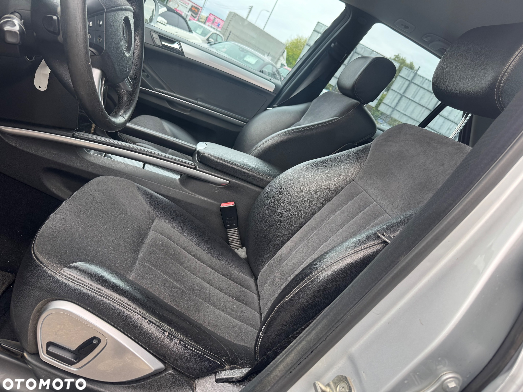 Mercedes-Benz ML 320 CDI 4Matic 7G-TRONIC - 18