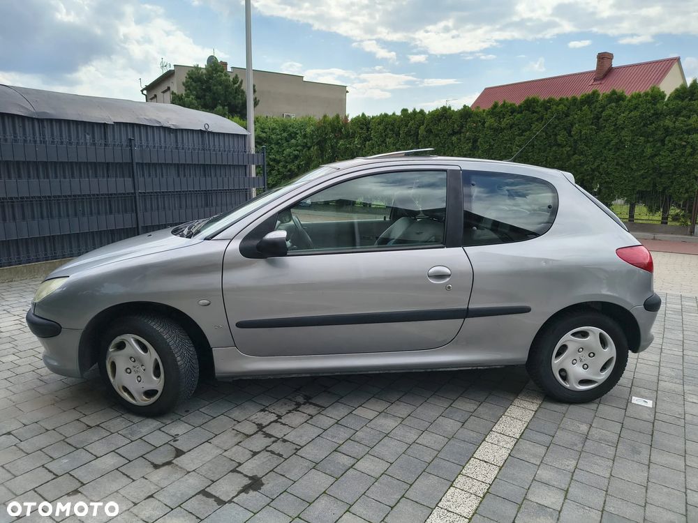 Peugeot 206 1.1 Color-Line - 4