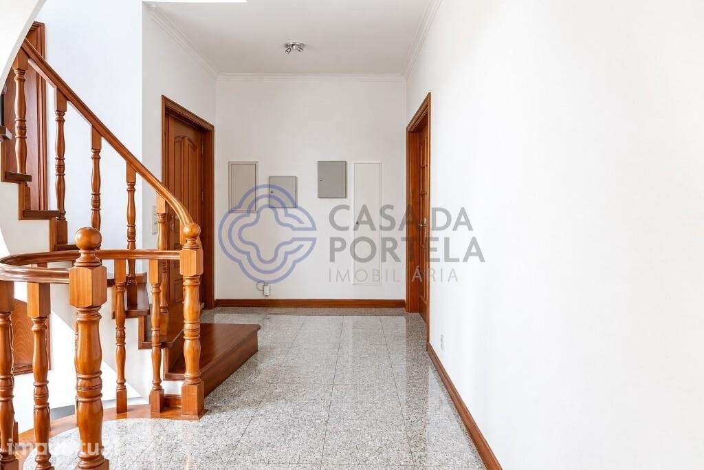 Moradia T4 independente á venda em Mafamude - Vila Nova de Gaia - Grande imagem: 5/15