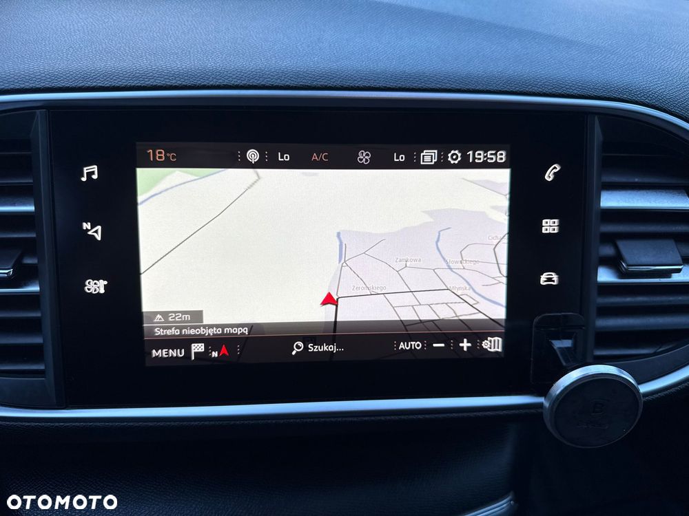Peugeot 308 1.2 PureTech GPF Allure S&S - 21