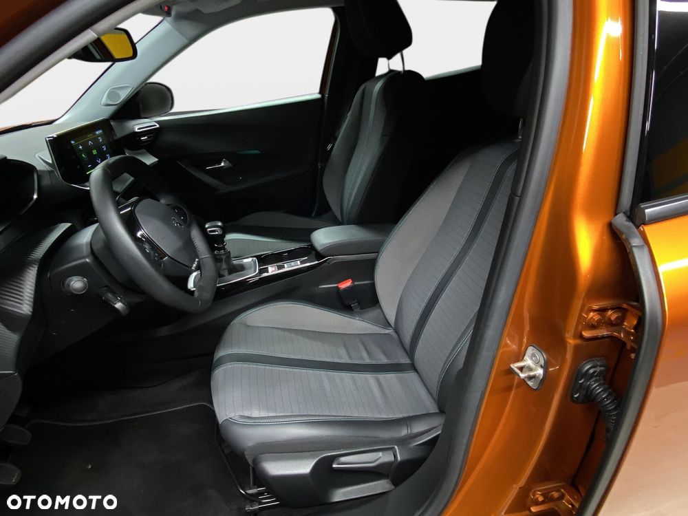 Peugeot 2008 - 32