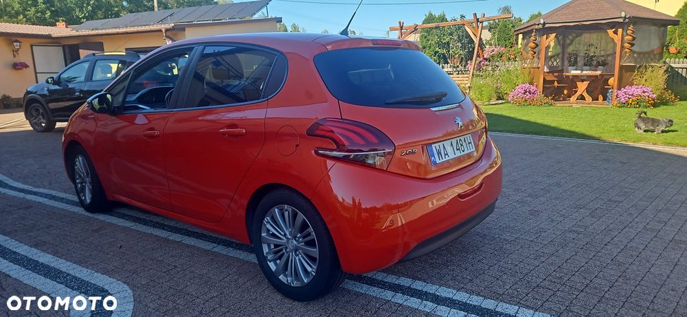 Peugeot 208 1.2 PureTech Allure - 9