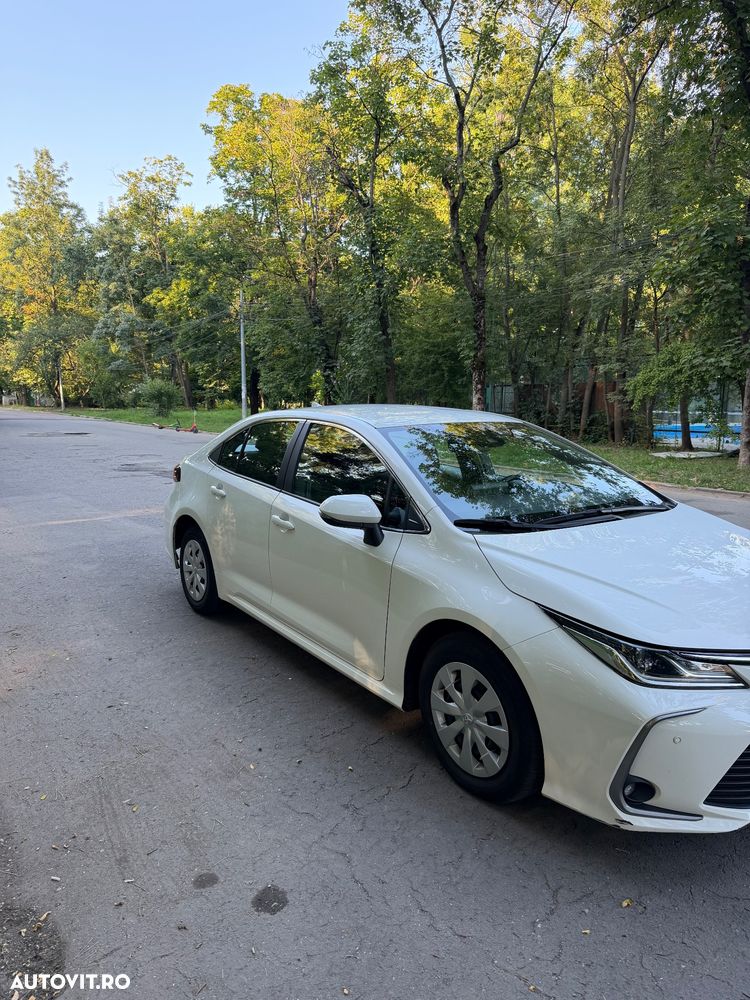 Toyota Corolla - 4