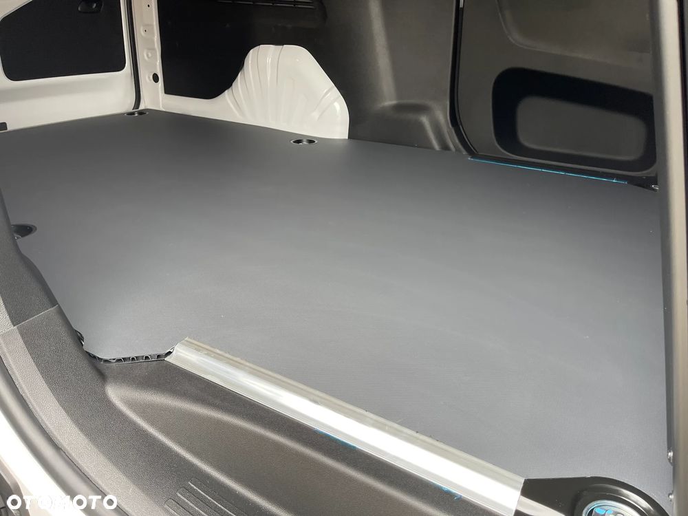 Toyota Proace City - 6