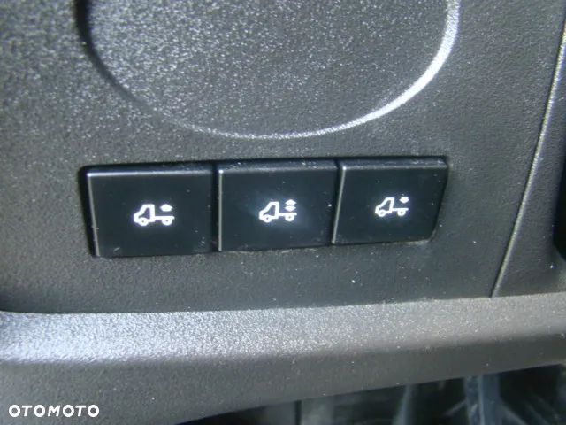 Iveco DAILY 50 C 17 3.0TDI WYWROTKA WINDA MECHANICZNA PRZYSTAWKA DO HYDRAULIKI - 31