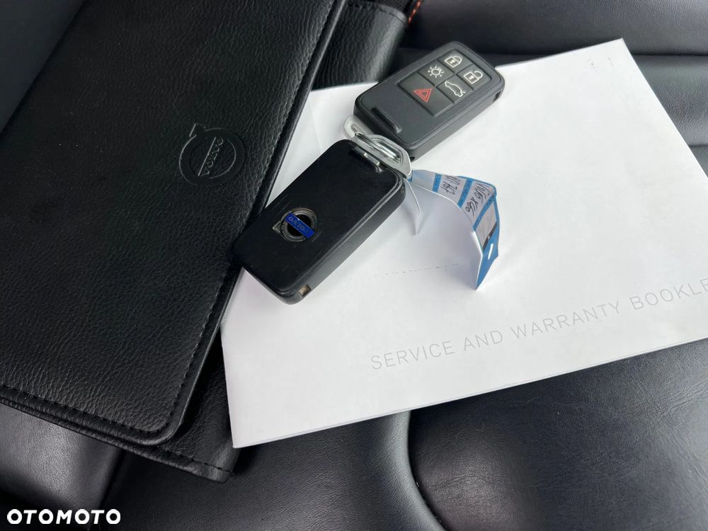 Volvo XC 60 D3 Drive-E Ocean Race - 30