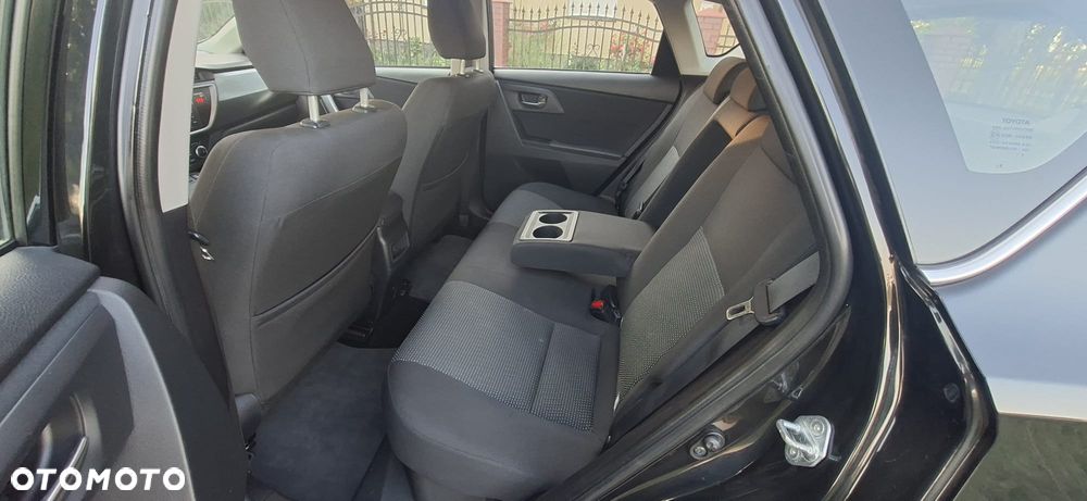 Toyota Auris - 22
