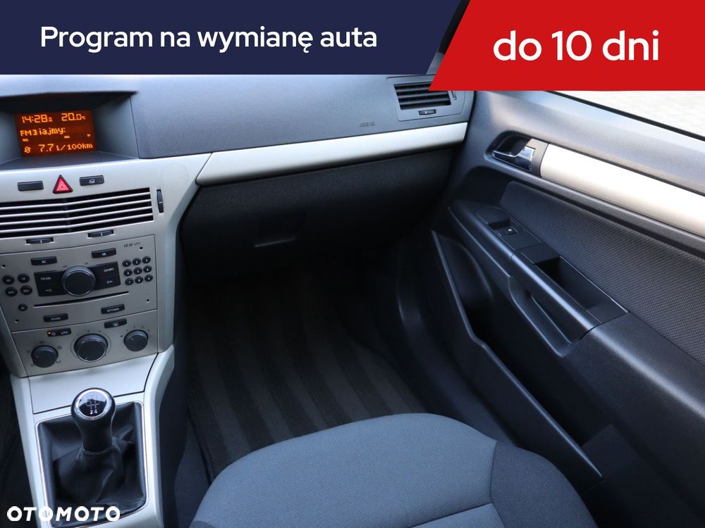 Opel Astra - 10