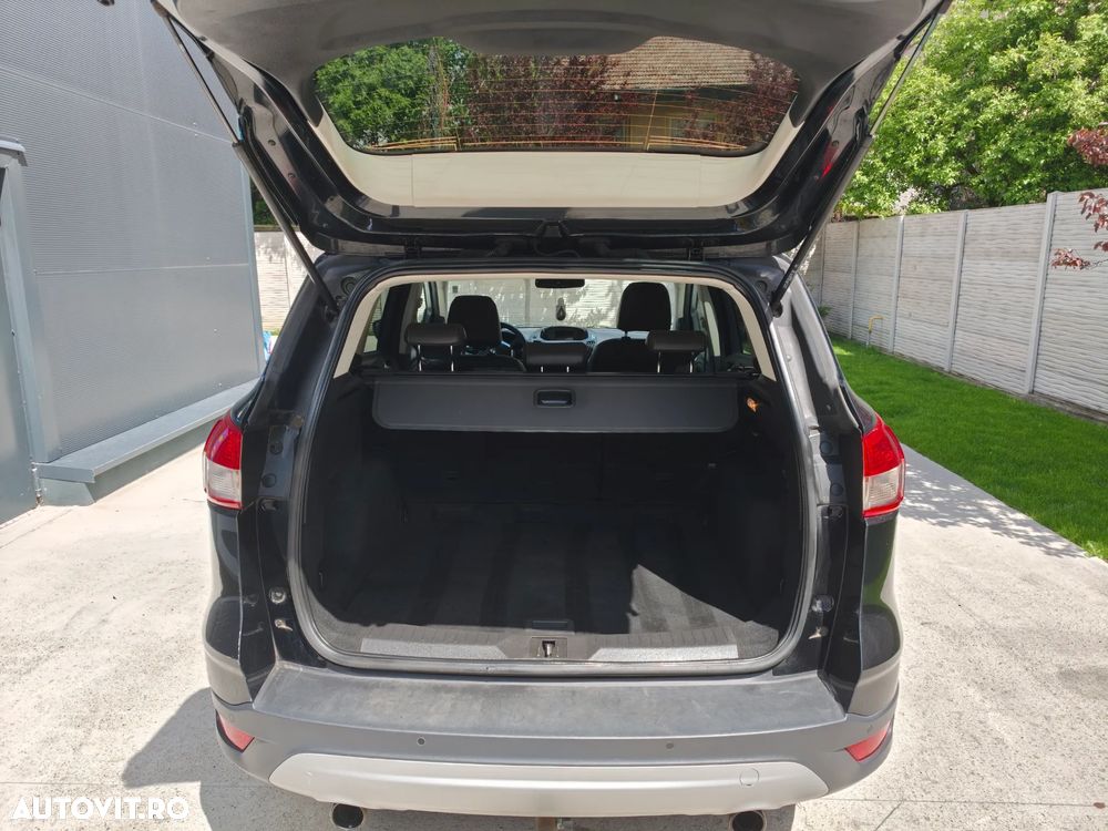 Ford Kuga 1.6 EcoBoost 2x4 Titanium - 13