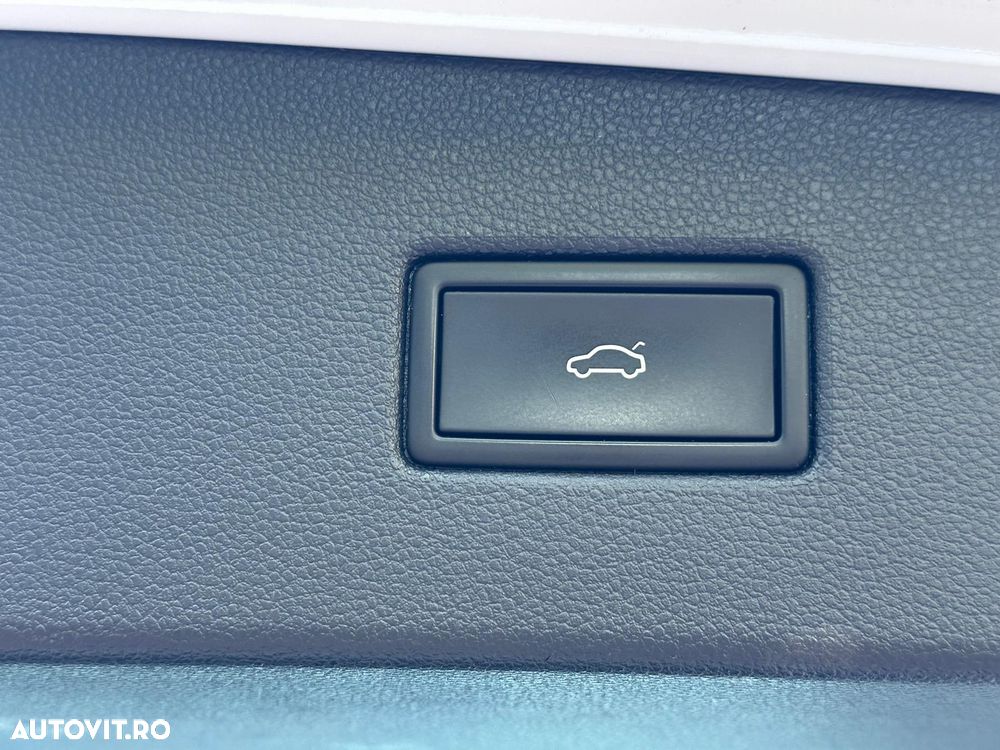 Volkswagen Tiguan 2.0 TDI SCR DSG 4Motion Elegance - 17