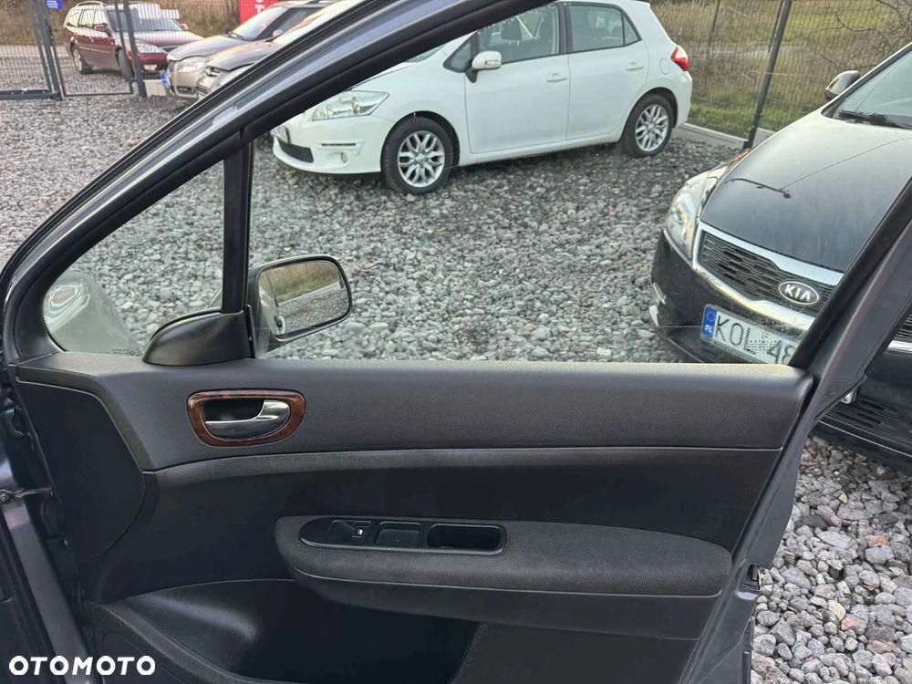 Peugeot 307 2.0 HDi Premium - 11