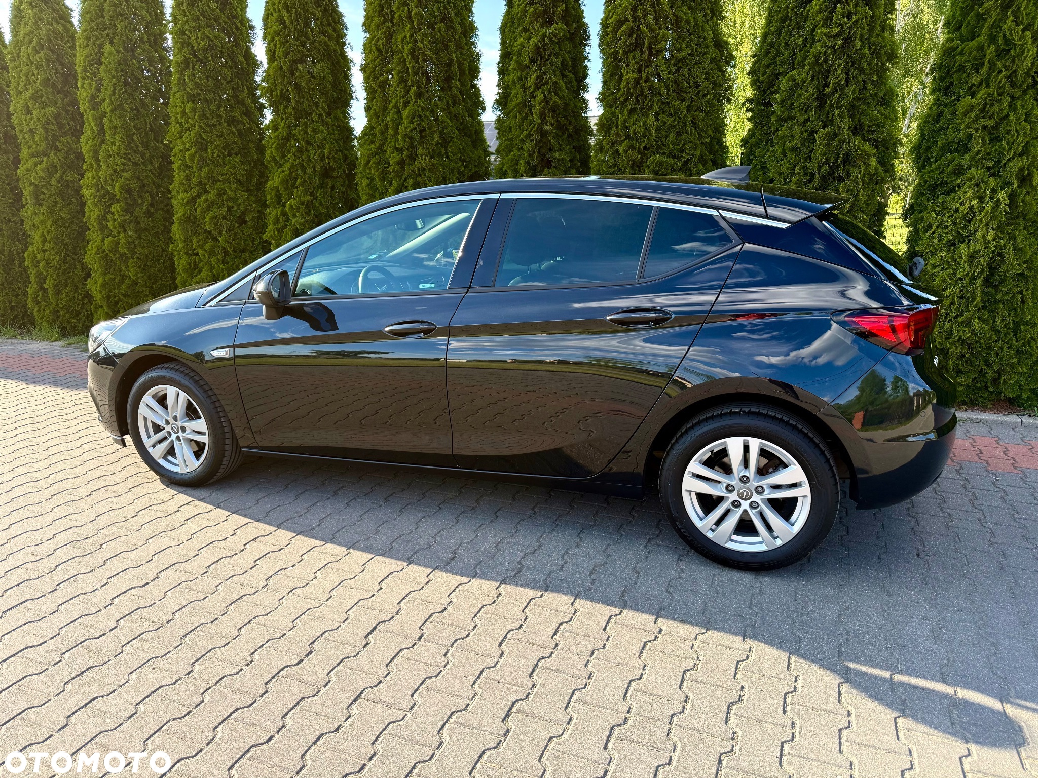 Opel Astra V 1.4 T Dynamic - 11