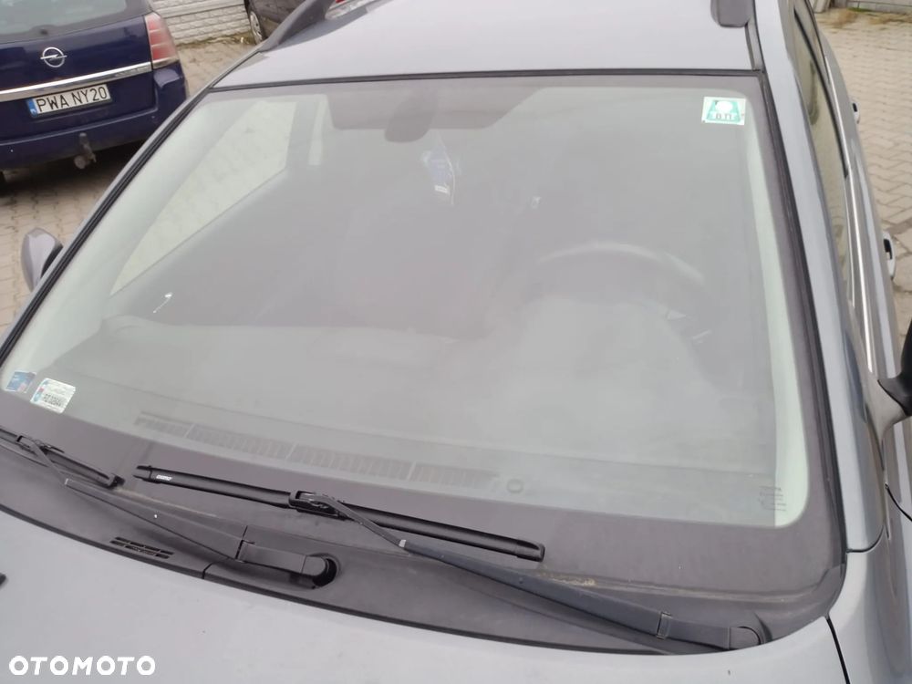 Avensis T25 1.8 16v czesci 1E5 zderzak maska blotnik drzwi klapa - 9