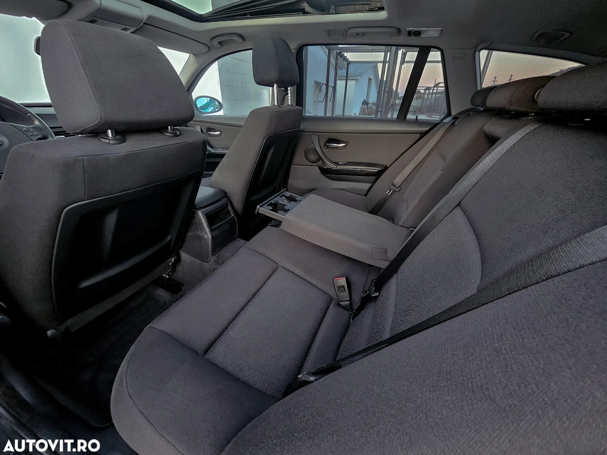 BMW Seria 3 320d DPF Touring Aut. Edition Fleet Exclusive - 9