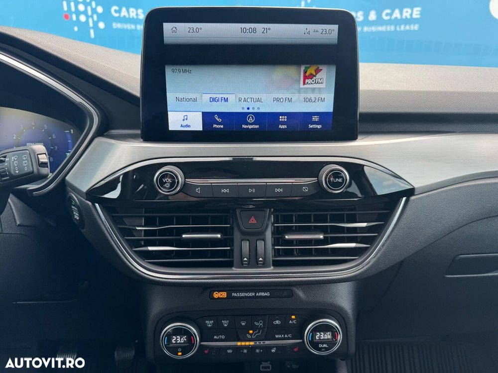 Ford Kuga 1.5 EcoBoost FWD Titanium - 10