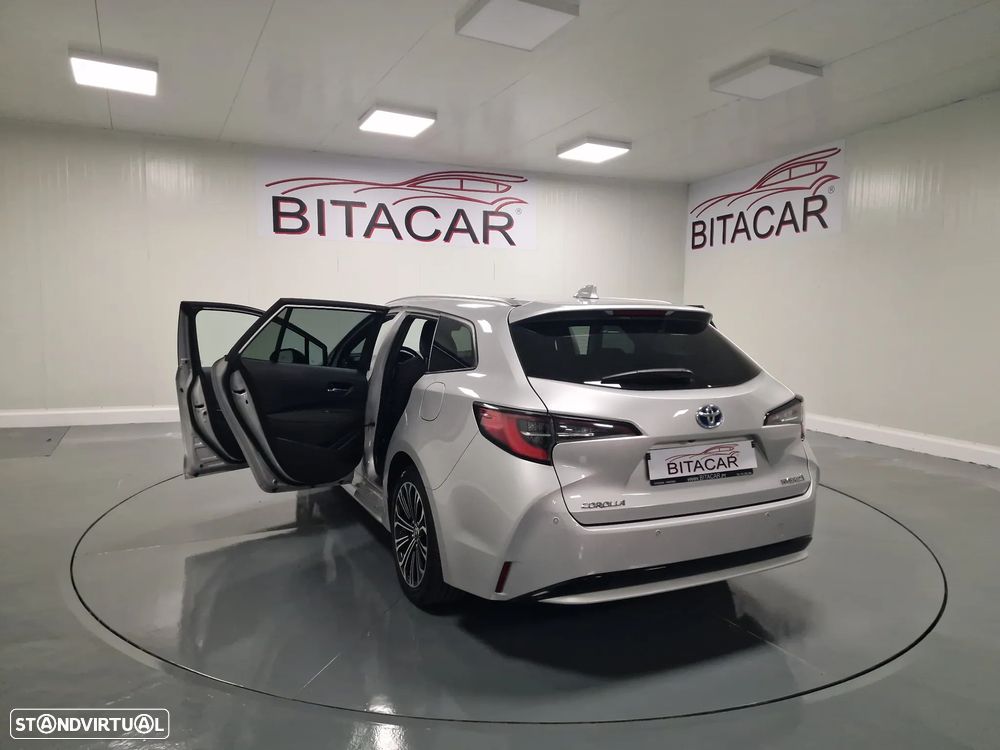 Toyota Corolla Touring Sports 1.8 Hybrid Comfort+P.Sport - 27