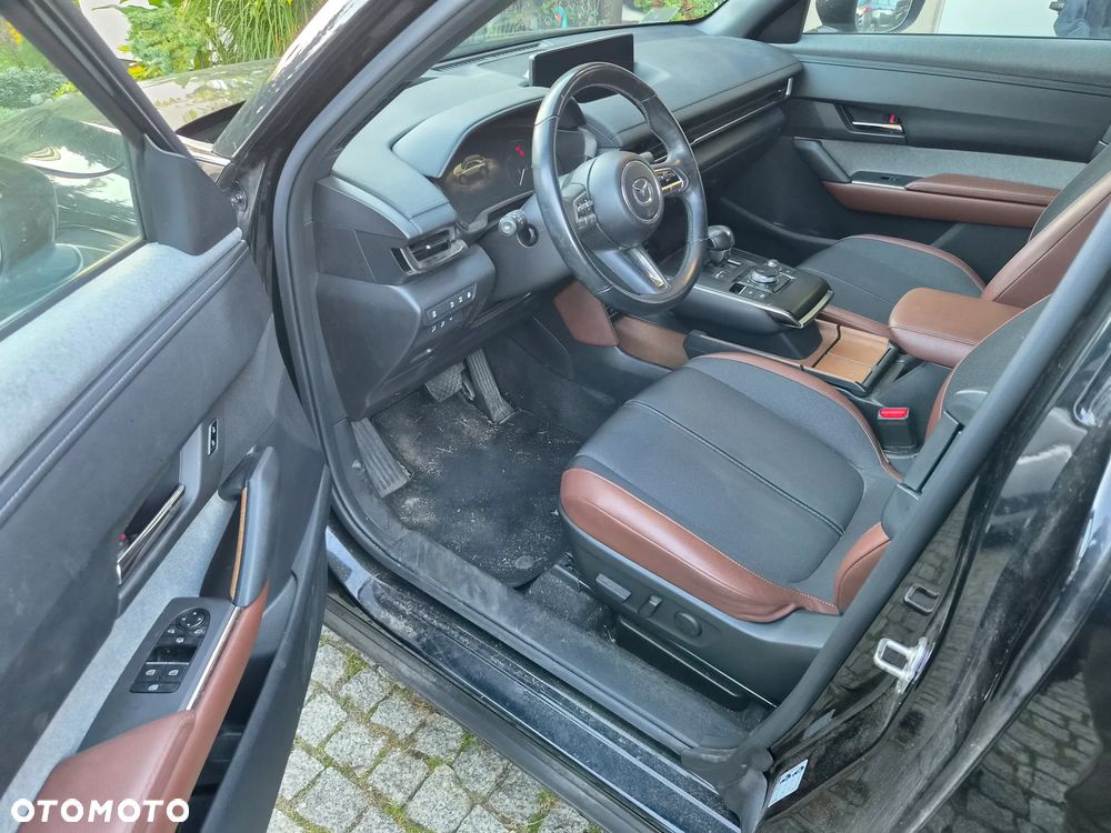 Mazda MX-30 - 8