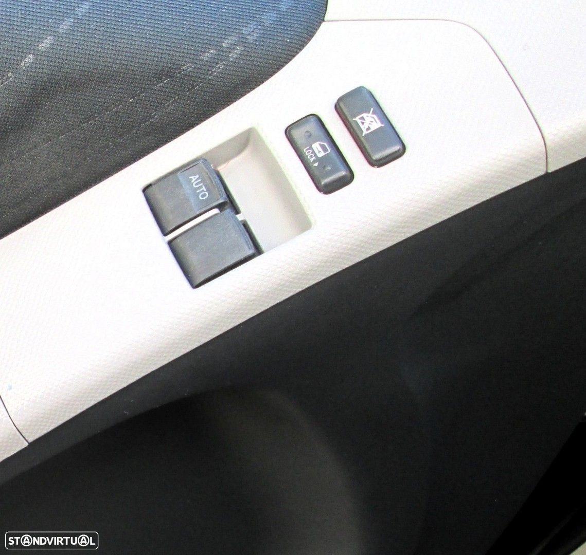 Toyota Yaris 1.0 VVT-i Sol High Pack MMT - 8