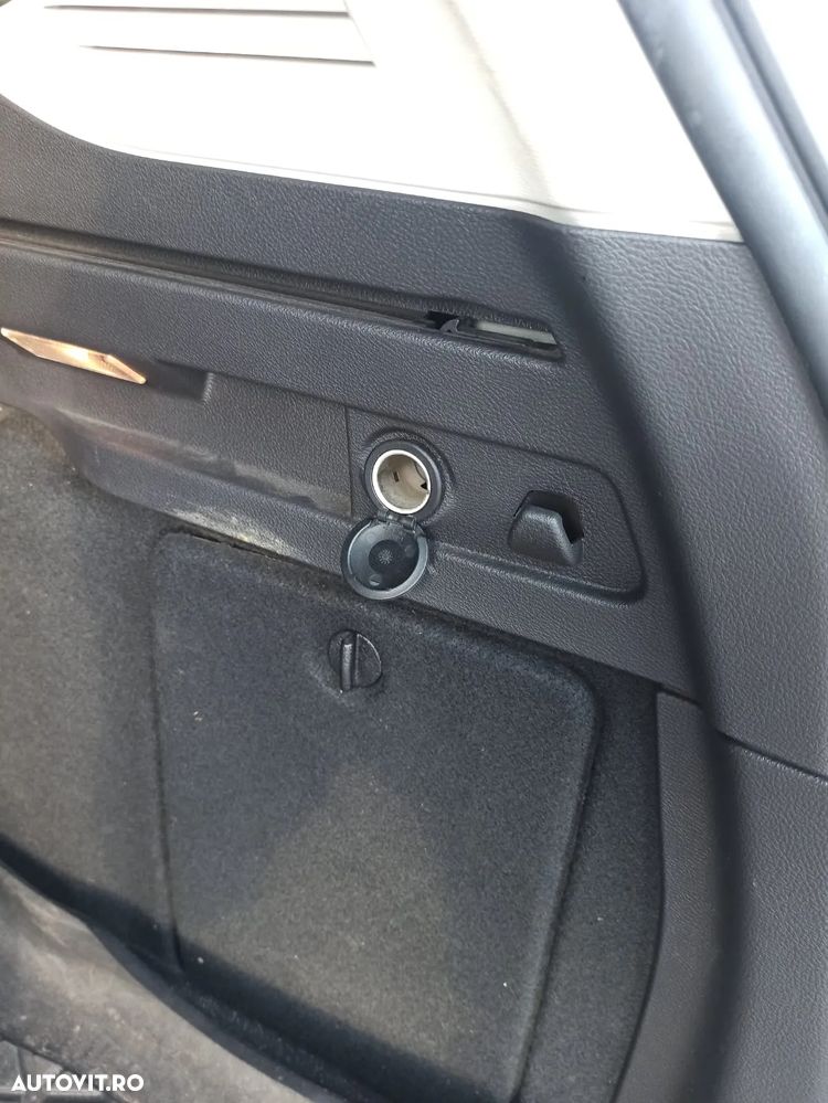 Ford Focus 1.0 EcoBoost Titanium - 21