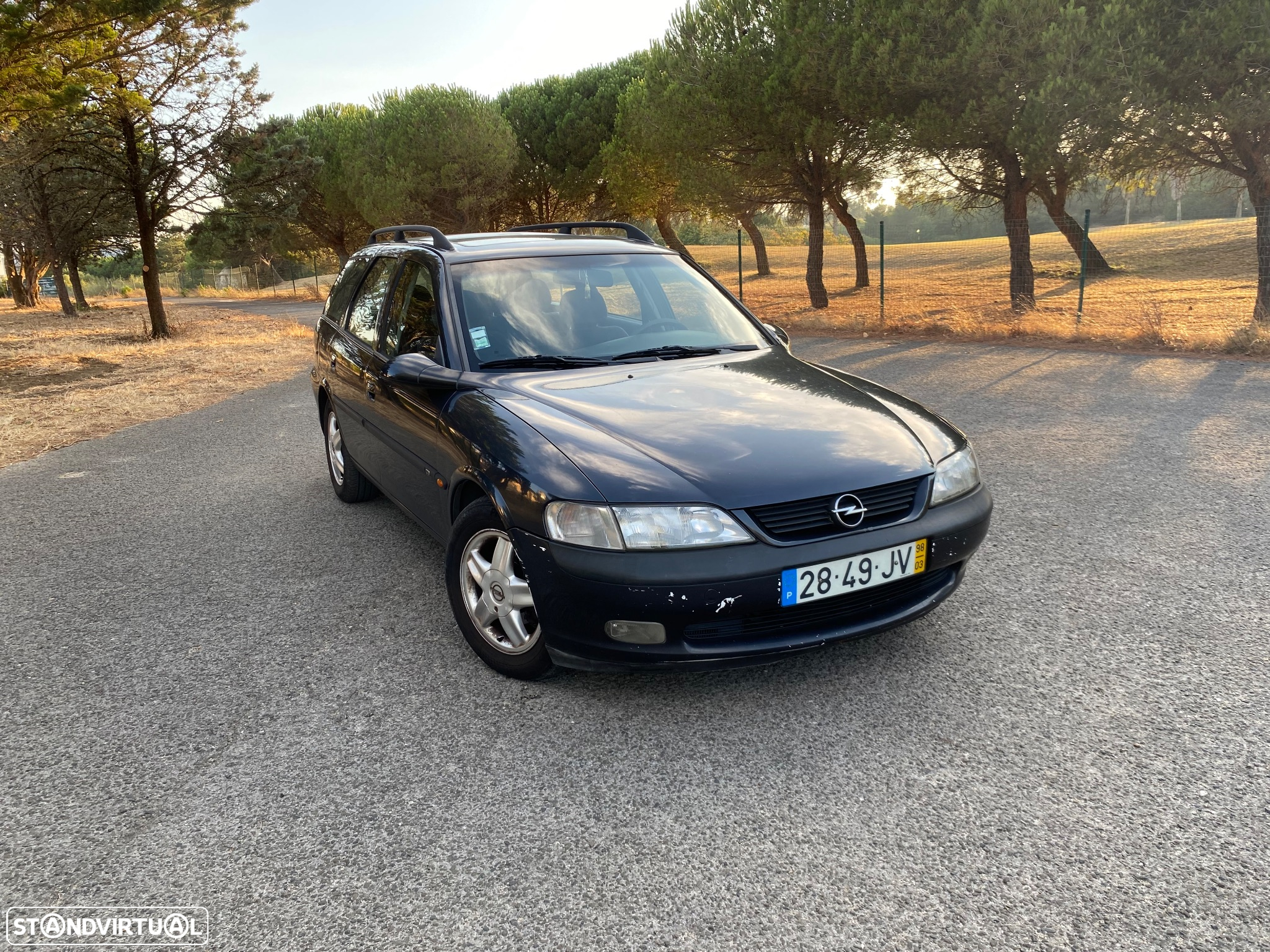 Opel Vectra Caravan 1.6i 16V - 2