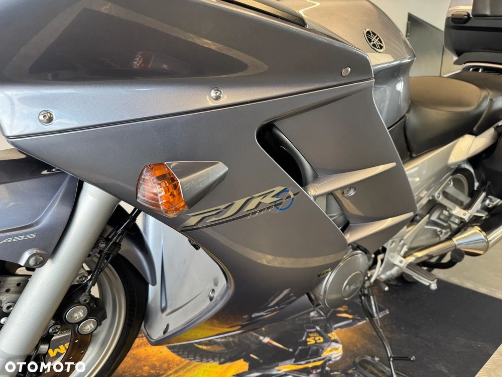 Yamaha FJR - 19