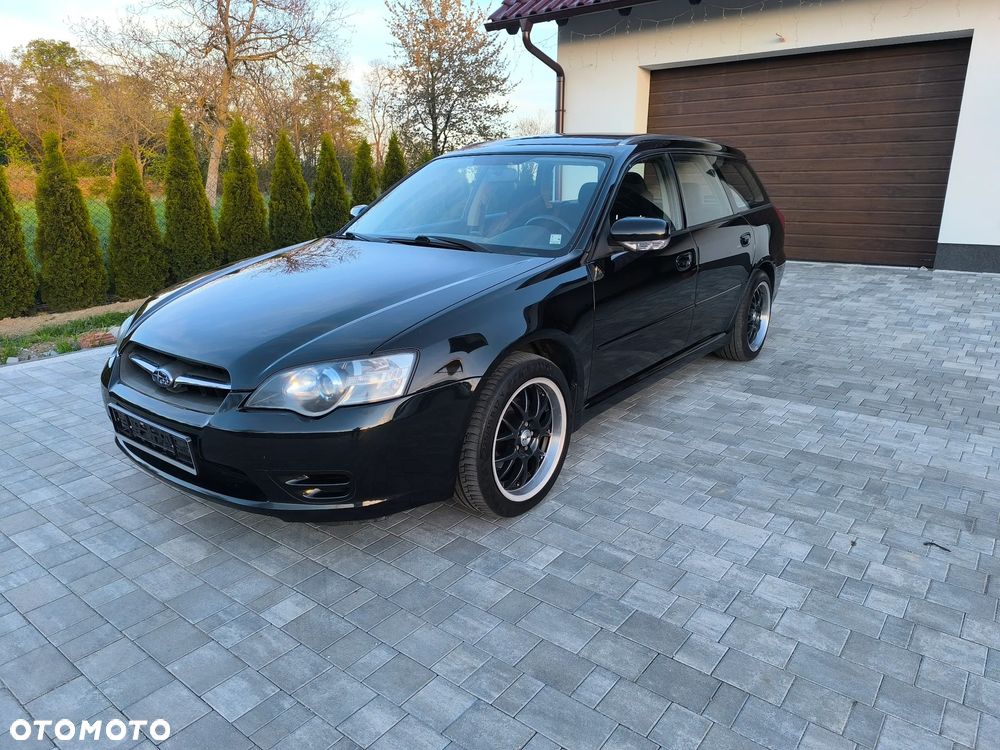 Subaru Legacy - 1