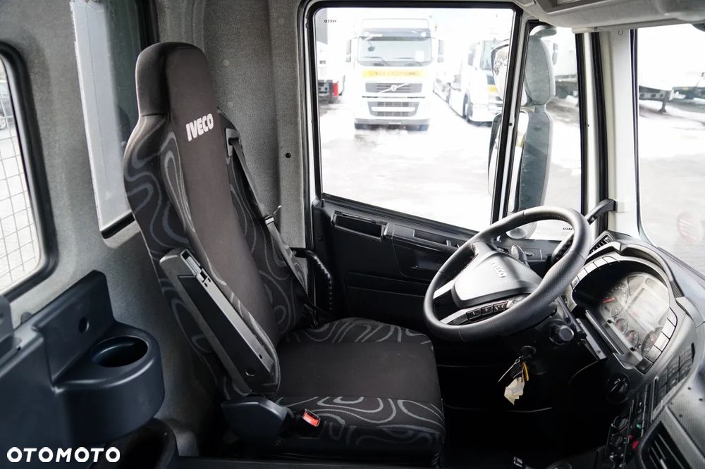 Iveco STRALIS 360 / 6X2 /  LAWETA / PLATFORMA 9,3 M / NAJAZDY HYDRAULICZNE / WYCIĄGARKA / OŚ PODONOSZONA  / EURO 6 - 28