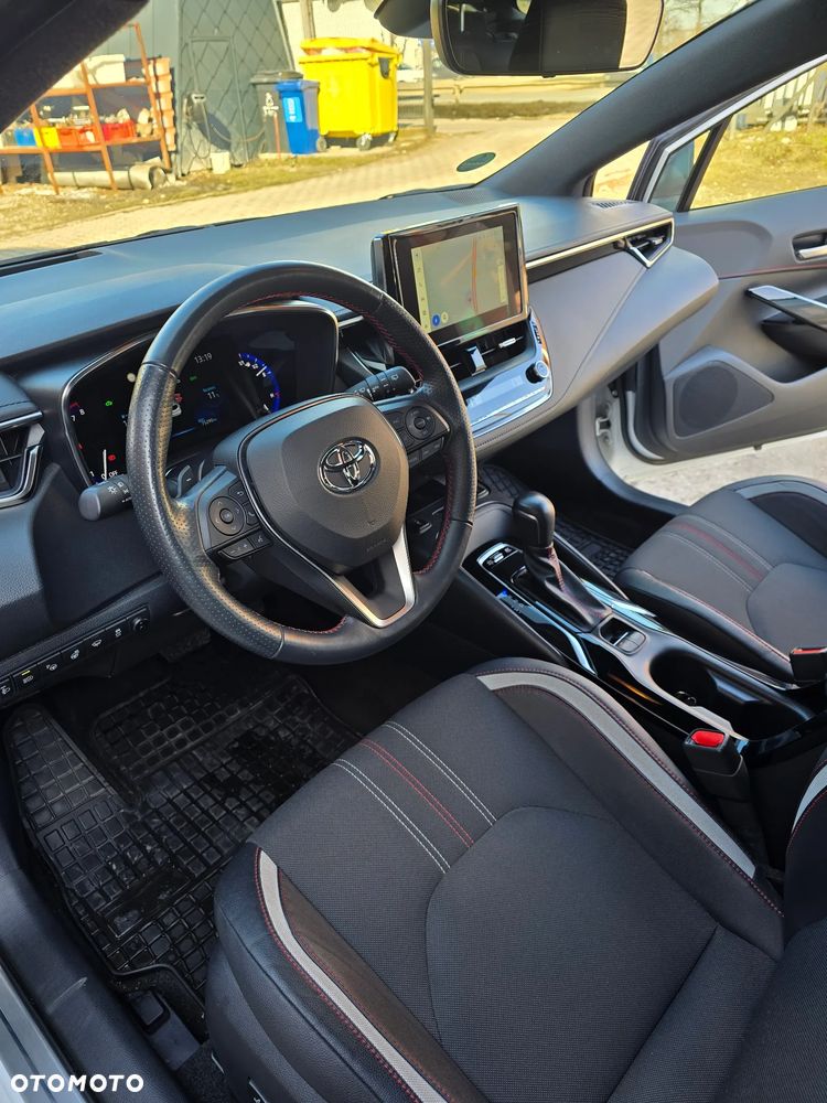 Toyota Corolla 2.0 Hybrid GR Sport - 8