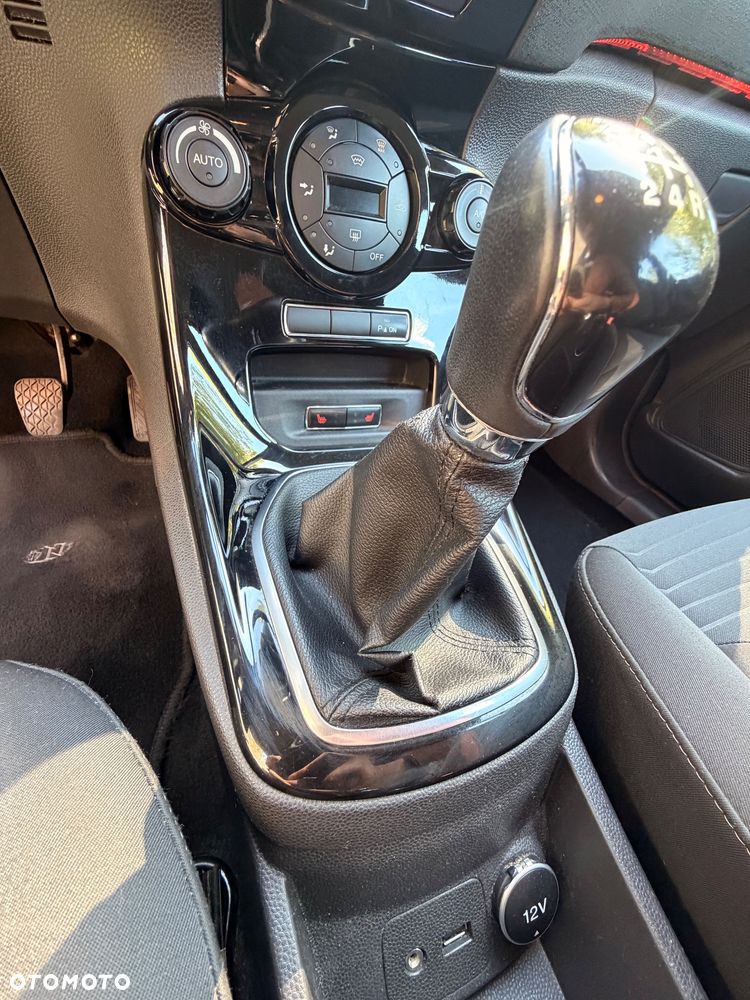 Ford Fiesta - 19