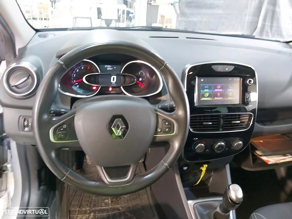 Renault Clio 1.5 dCi Limited - 6