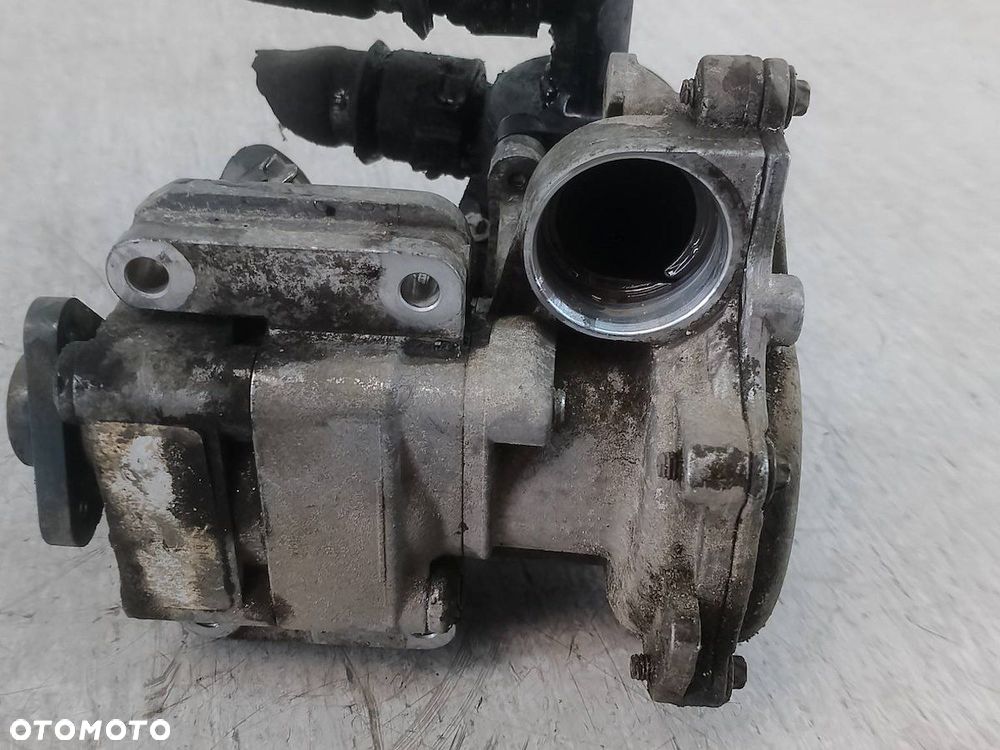 POMPA WSPOMAGANIA BMW E46 1.8 B - 2