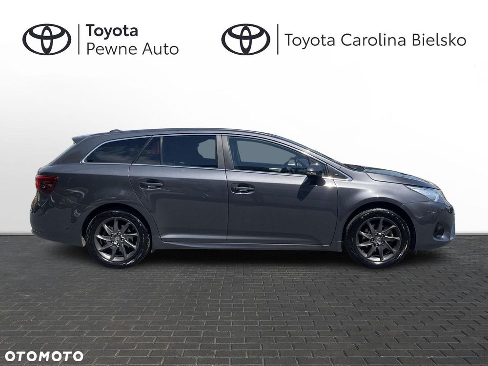 Toyota Avensis - 27