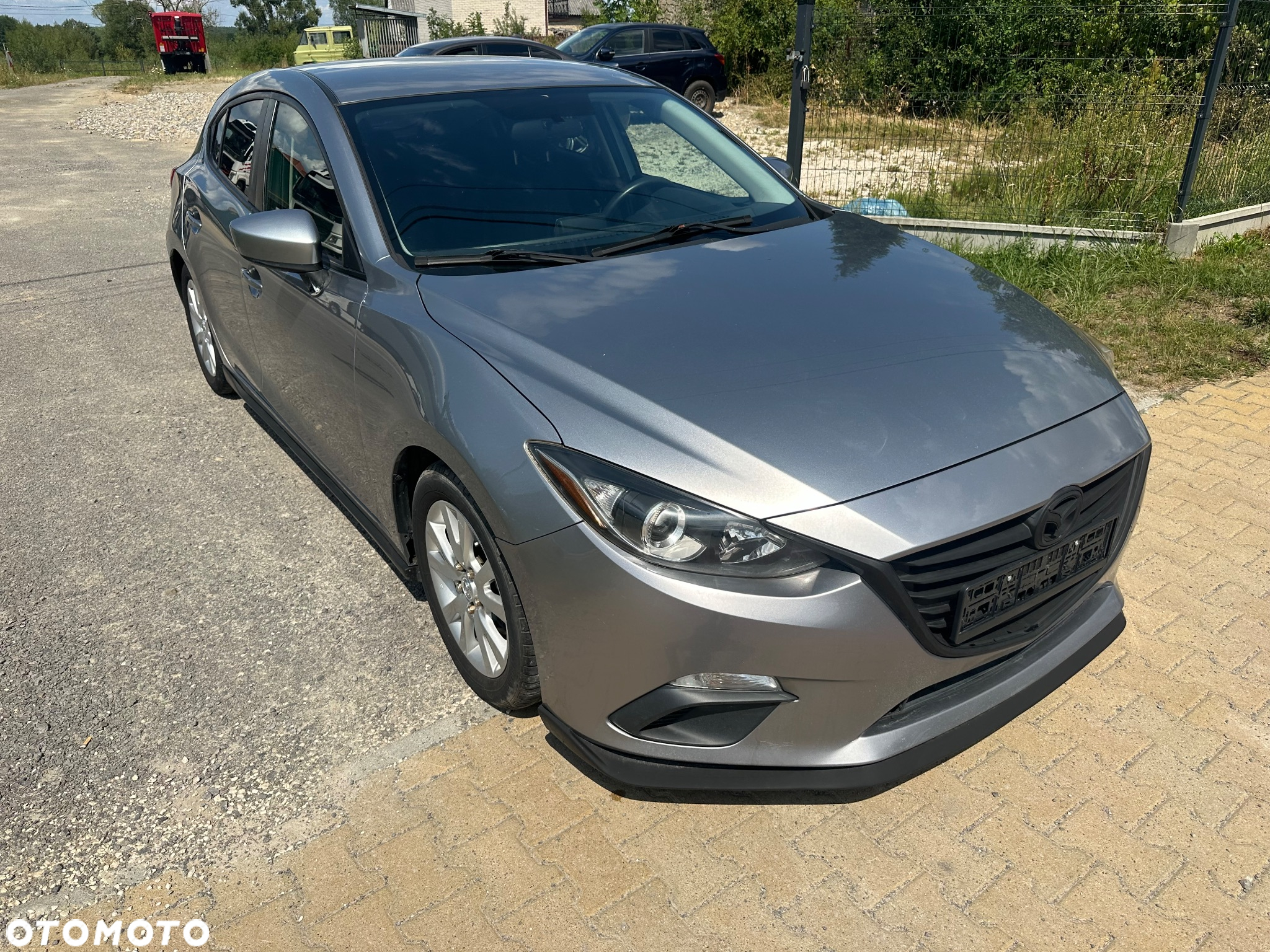 Mazda 3 - 5