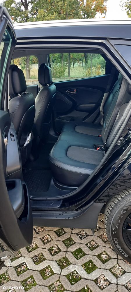 Hyundai ix35 1.6 2WD Fifa World Cup Edition - 24