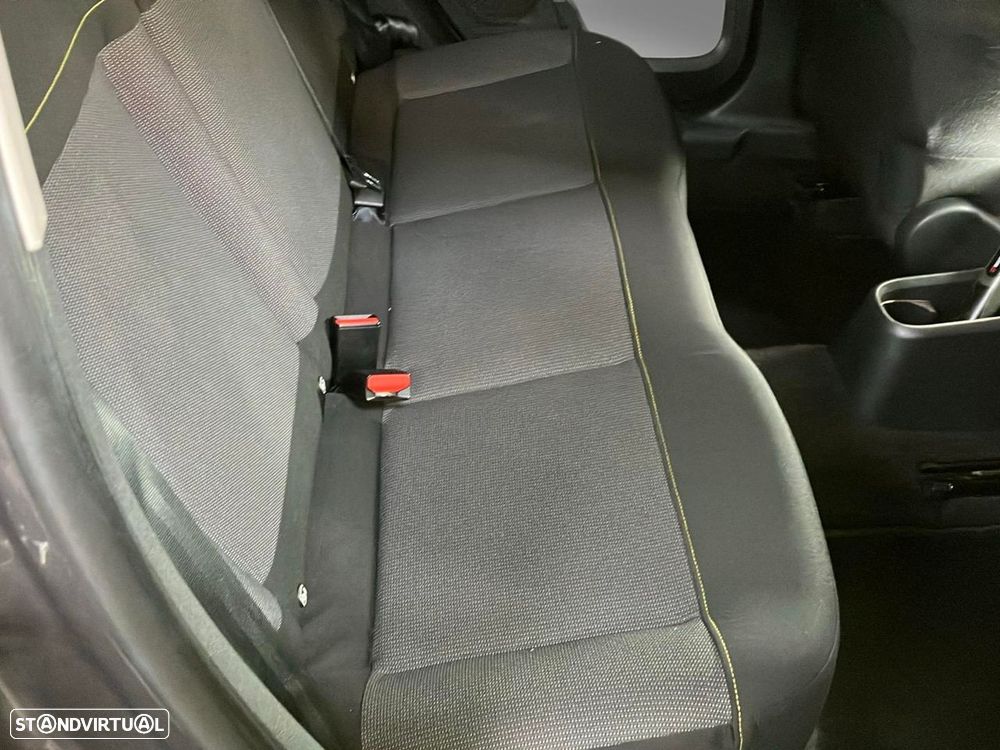 Citroën C3 1.2 PureTech C-Series - 17