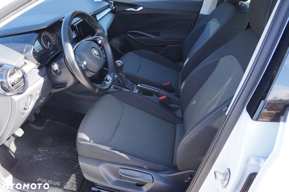 Skoda Fabia 1.0 TSI Style - 11
