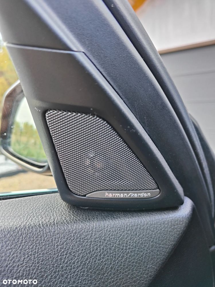 BMW Seria 5 530d xDrive Luxury Line - 39