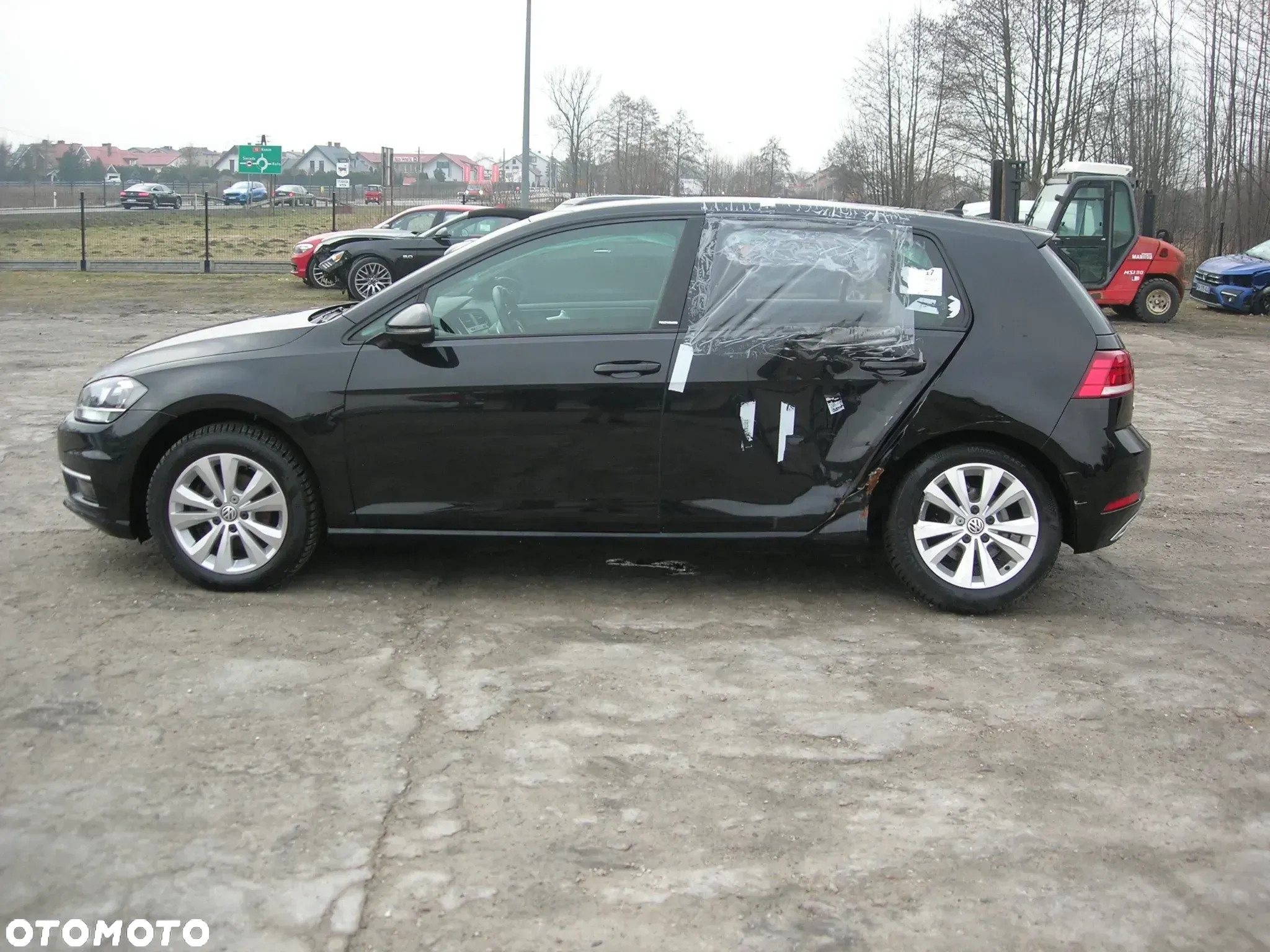 Volkswagen Golf - 5