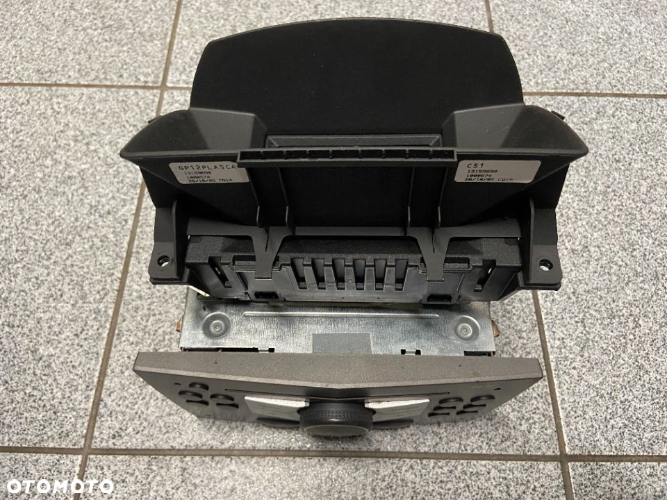 Radio CD30 + wyświetlacz Opel Astra III 13190856 - 2